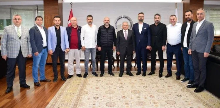BAŞKAN BÜYÜKKILIÇ’A KAYSERİ ANADOLU OTO GALERİCİLER SİTESİ YÖNETİMİNDEN ZİYARET