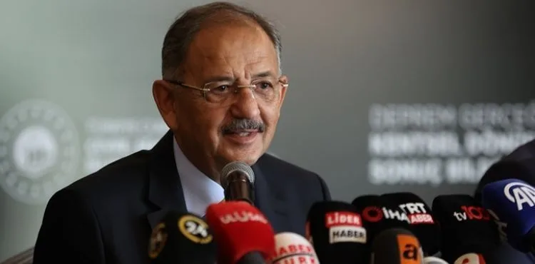 “UZMANLAR, KENTSEL DÖNÜŞÜM İÇİN YÜZDE 50+1 SALT ÇOĞUNLUĞU İŞARET ETTİ”