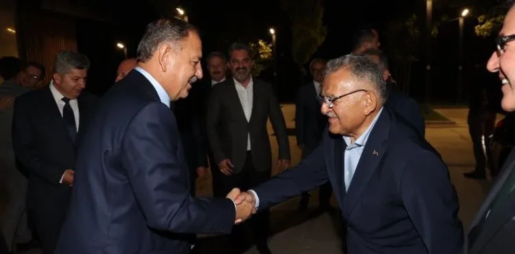 ANKARA’DA BÜYÜK KONGRE ÖNCESİ KAYSERİ ZİRVESİ