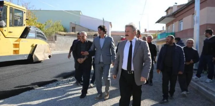 MELİKGAZİ’DEN GÜRPINAR’A HİZMET ATAĞI