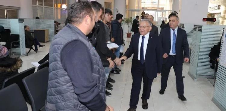 KASKİ'Yİ ZİYARET EDEN BAŞKAN BÜYÜKKILIÇ, VATANDAŞLAR İLE BULUŞTU