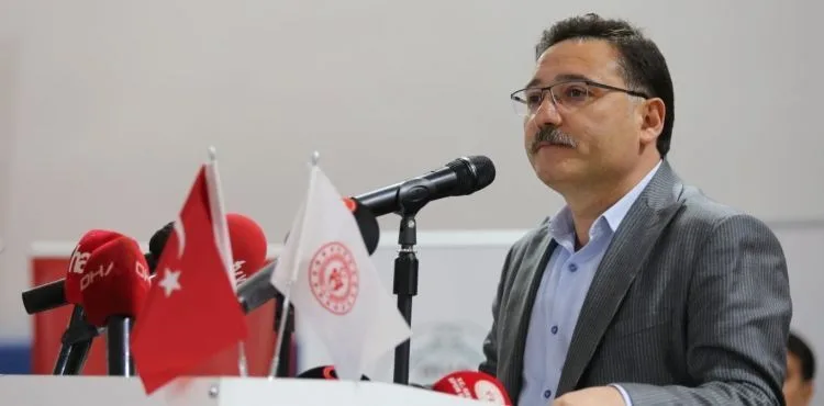 Vali Çiçek,“Hiçbir Gencimizi, Hiçbir Çocuğumuzu Yalnız ve Sahipsiz Bırakmayacağız”