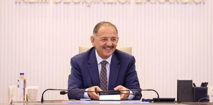 “BAKANLIK KONFORLU GİBİ GÖZÜKÜYOR AMA ÖYLE KOLAY DEĞİL”