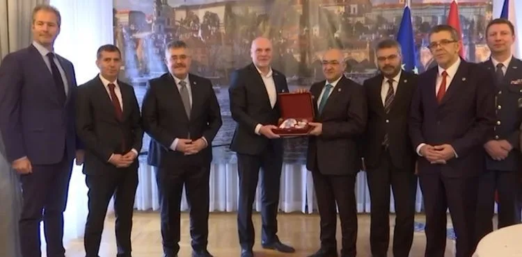 Milletvekili Cıngı ve beraberindeki heyetten Çekya’nın Ankara Büyükelçisi Vacek’e ziyaret