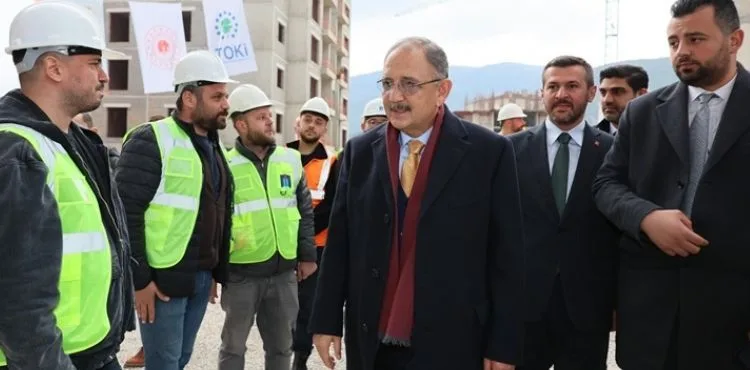 “EVLERİMİZİ DEPREME DİRENÇLİ HALE GETİRMEK ZORUNDAYIZ”