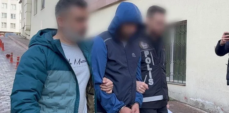 12 yıl ve üzeri hapis cezasıyla aranan firari 2 kişi yakalandı