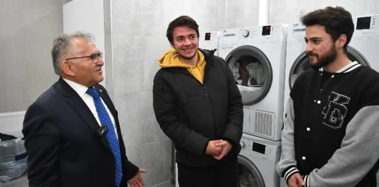GENÇ DOSTU BAŞKAN BÜYÜKKILIÇ’IN ÇAMAŞIR YIKAMA MERKEZİ PROJESİ TÜRKİYE’YE ÖRNEK GÖSTERİLİYOR