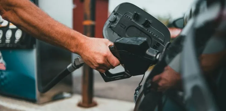 EPDK kararı resmi gazete yayımlandı: motorine ve benzine tek fiyat uygulanacak