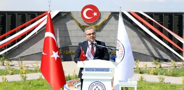 ERÜ’de 15 Temmuz Demokrasi ve Milli Birlik Günü” Töreni Gerçekleştirildi