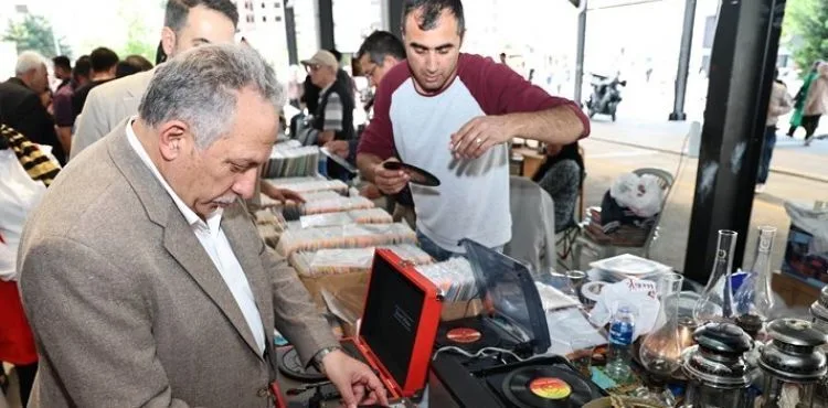 HARMAN’DAN MEVLANA’YA UZANAN ANTİKA TUTKUSU