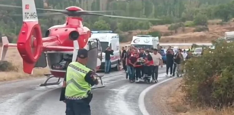 Düğün yolu kabusa döndü: 27 yaralı
