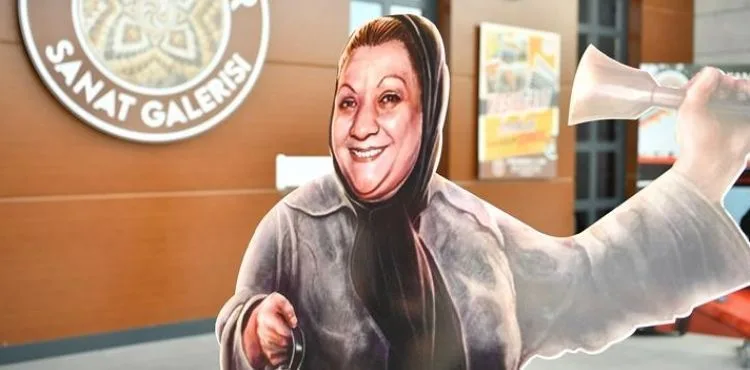 BAŞKAN BÜYÜKKILIÇ, YEŞİLÇAM NOSTALJİK FİLM AFİŞLERİ SERGİSİ’NİN AÇILIŞINI YAPTI