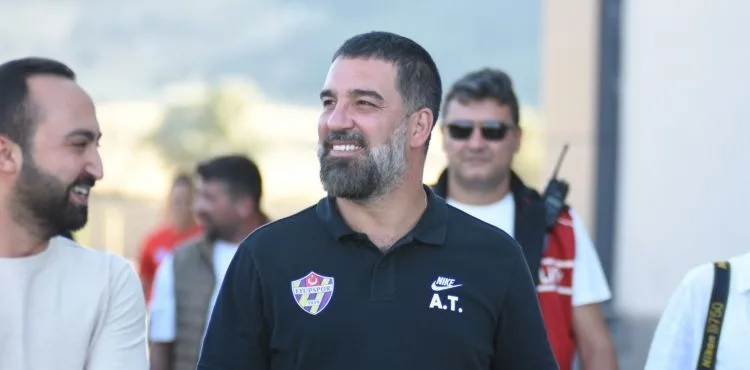 Eyüpspor Teknik Direktörü Arda Turan: "Erciyes Yüksek İrtifa Kamp Merkezi muhteşem olmuş"