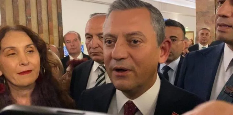 Özgür Özel: Cumhurbaşkanını makama saygısızlık yapmadan karşıladık