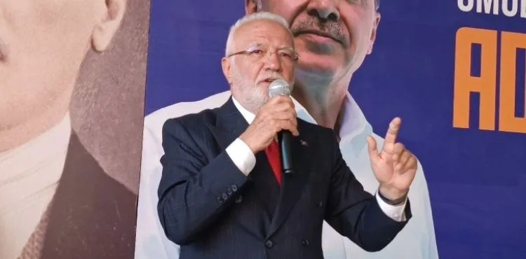 AK Parti'li Elitaş, Gaziantep'te ilçe kongrelerine katıldı