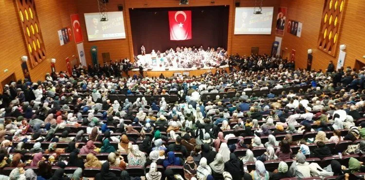 "ŞAHİTLER VE ŞEHİTLER" KONFERANSI KAYSERİ'DE GERÇEKLEŞTİ