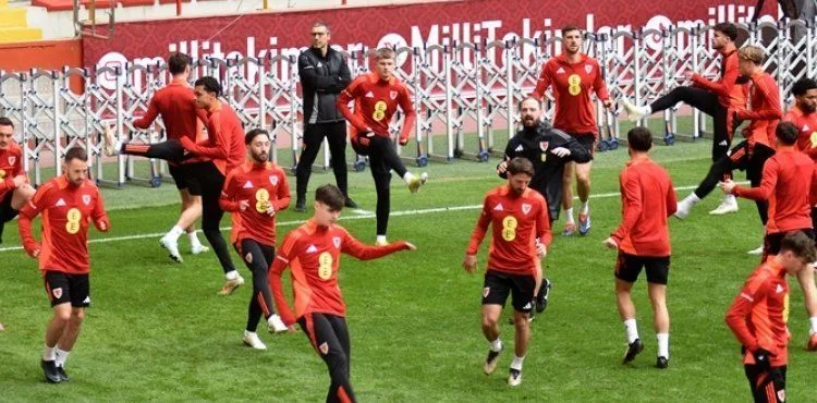Galler, Türkiye maçına hazır