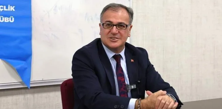 BAŞKAN ÖZDOĞAN, GENÇLERİ TECRÜBELERİYLE AYDINLATTI