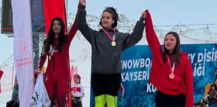BAŞKAN ÖZDOĞAN: “SPORCULARIMIZIN BAŞARILARIYLA GURUR DUYUYORUZ”