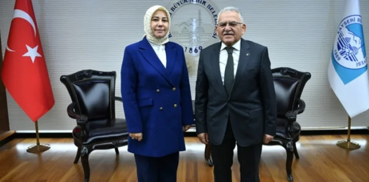 İL KADIN KOLLARINI AĞIRLAYAN BÜYÜKKILIÇ: “KADIN ELİNİN DEĞDİĞİ PROJELER ANLAMLI VE ÖNEMLİ”