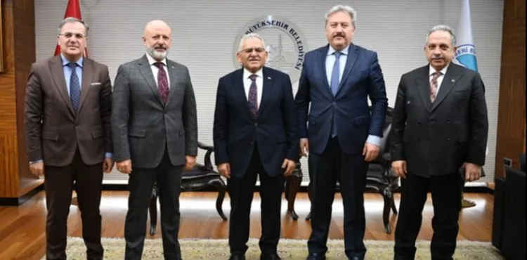 BAŞKAN BÜYÜKKILIÇ’TAN BAŞKANLARLA İSTİŞARE TOPLANTISI
