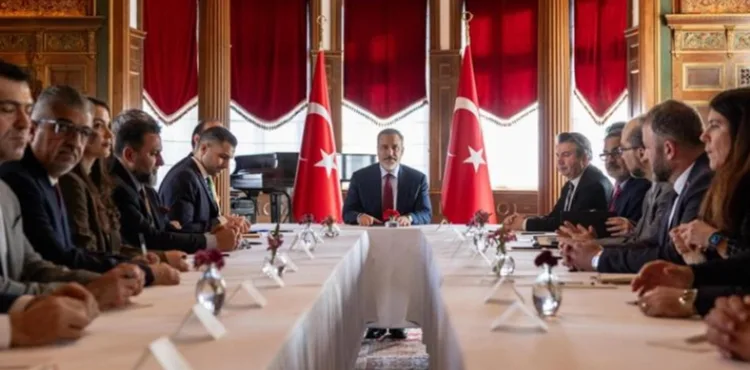 Bakan Fidan, ABD'de Suriye-Amerikan Toplumu temsilcilerini kabul etti