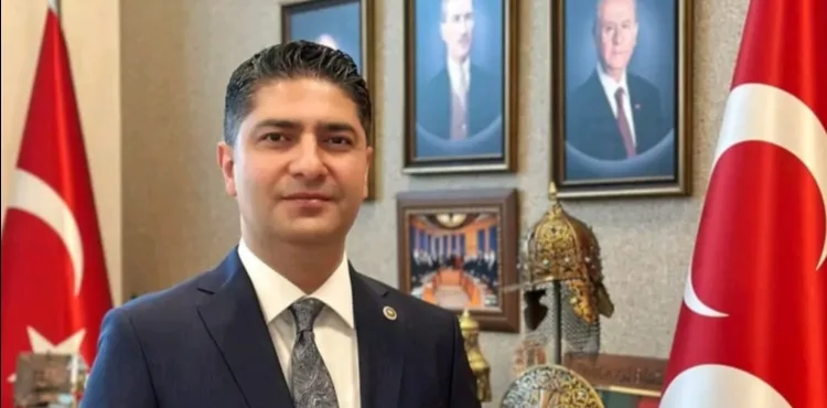 ÖZDEMİR DEVREYE GİRDİ: BÜYÜKŞEHİR VE MELİKGAZİ SARIZ'DA 2 AYRI PROJEYİ TAMAMLADI