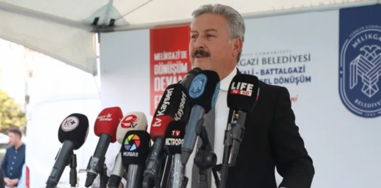MELİKGAZİ BELEDİYESİ BATTALGAZİ’DE 300 DAİRE TESLİMİ VE KURA TÖRENİ GERÇEKLEŞTİRDİ