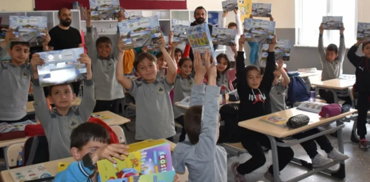 KOCASİNAN’DA OKULLAR GERİ DÖNÜŞÜM İÇİN YARIŞIYOR