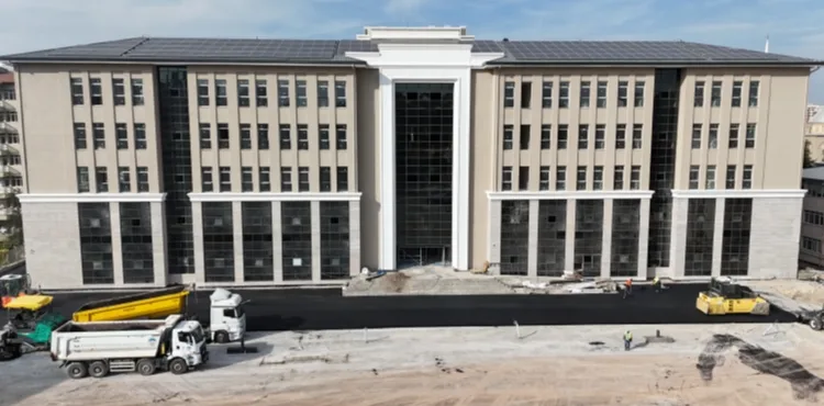 BÜYÜKŞEHİR’DEN 2 MİLYON TL’LİK ASFALT YATIRIMI