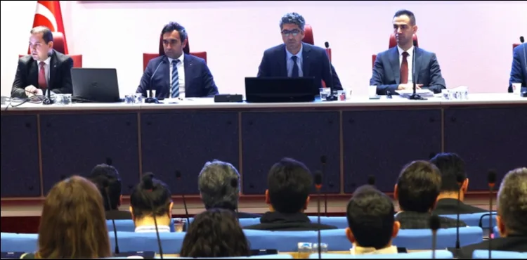 BÜYÜKŞEHİR VE SGK İŞ BİRLİĞİNDE BELEDİYE PERSONELİNE YÖNELİK BİLGİLENDİRME TOPLANTISI
