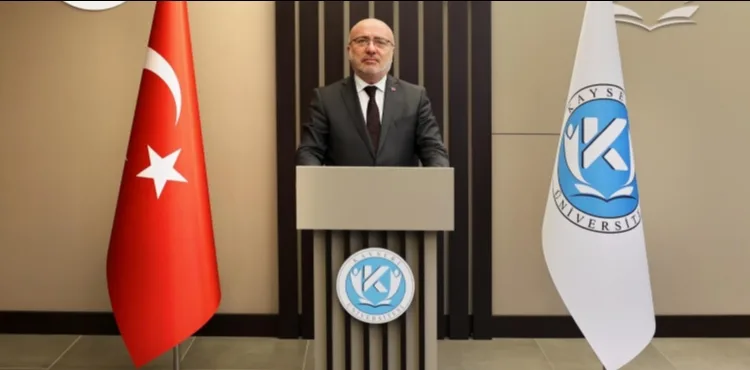 KAYÜ Rektörü Prof. Dr. Kurtuluş Karamustafa'dan 2026 Yılı Mesajı