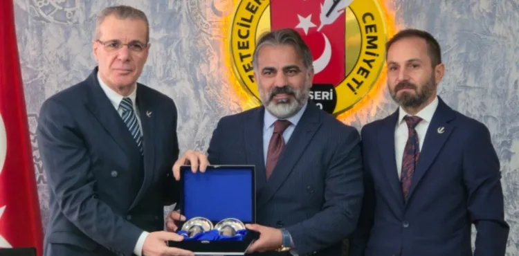 YRP’li Osmanağaoğlu: Maalesef iş adamlarımız mutsuz, yatırımlar geri dönmüyor