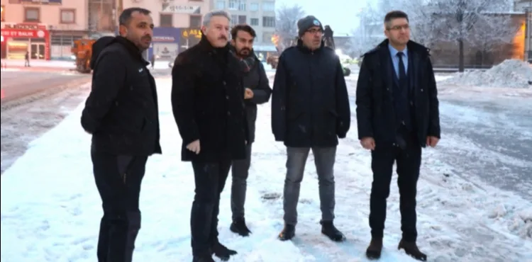BAŞKAN PALANCIOĞLU, TAM KOORDİNASYON HALİNDE EKİPLERLE SAHADA