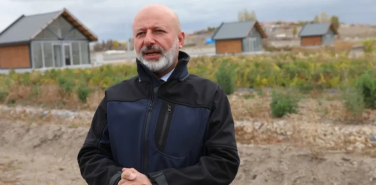 KOCASİNAN’DA YERLİ VE MİLLÎ TARIMA 22 BİN 500 ATA TOHUMU DESTEĞİ