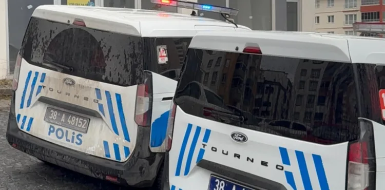 İple kendini asan şahsı, ekipler kurtardı