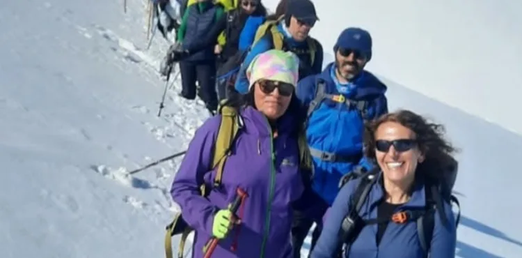 Dağcılardan Lifos Dağı’na Kadınlar Günü tırmanışı
