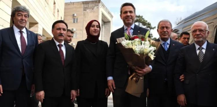 Bakan Bayraktar’tan Vali Çiçek'e ziyaret