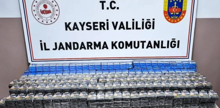 Kayseri’de 2 TIR’da kaçak sigara ele geçirildi