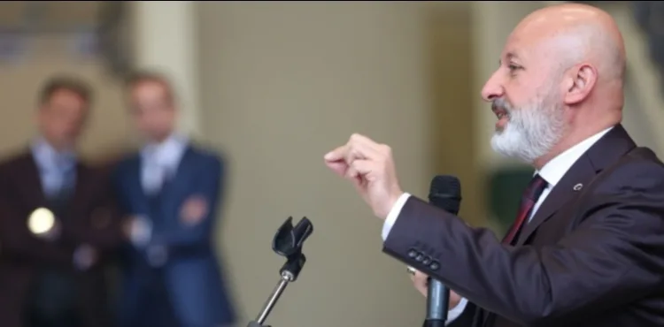 İŞÇİ DOSTU BAŞKANDAN 1 MAYIS EMEK VE DAYANIŞMA GÜNÜ MESAJI