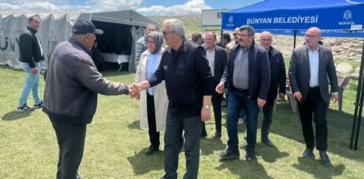 Ekrek Mahallesinde Hıdırellez Şenliği