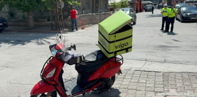 Otomobil İle Motosiklet Çarpıştı: 1 Yaralı