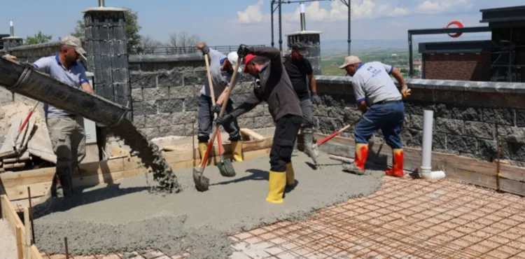 Bünyan Cam Teraslar Projesinde Çalışmalar Sürüyor