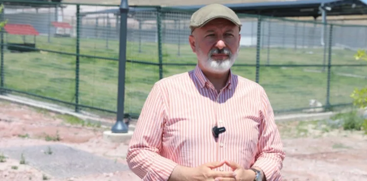 "KÜÇÜK DOSTLARIMIZA DOĞAL YAŞAMLA BİRLİKTE BEŞ YILDIZLI KONFOR SUNUYORUZ"
