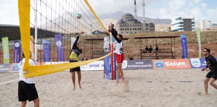 ERCİYES, VOLEYBOL TUTKUNLARINI BULUŞTURACAK