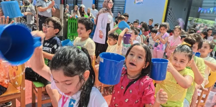 BÜYÜKŞEHİR’DEN ÇOCUKLARA UNUTULMAZ YAZ ETKİNLİĞİ: ÇOCUK KÜTÜPHANESİNDE SU OYUNLARI