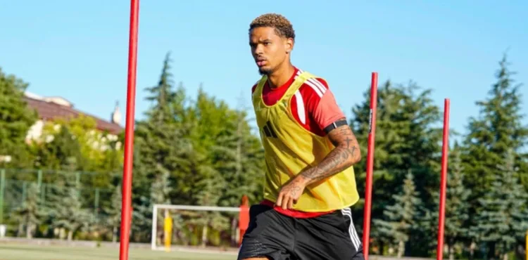 Kayserispor’da Katongo ile yollar ayrıldı
