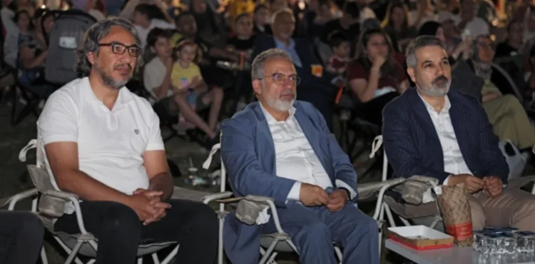 TALAS’TA AÇIK HAVA SİNEMASINDA SIRADA “EREN” VAR