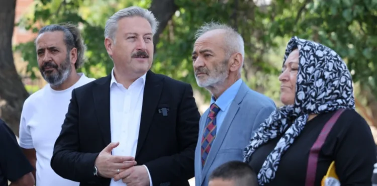 YILDIRIM BEYAZIT’TA 9 GECEKONDU KALDIRILARAK YERİNİ MODERN PARK ALANINA BIRAKTI