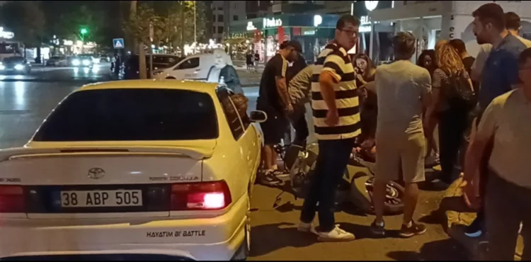 Otomobil ile motosiklet çarpıştı: 1 yaralı